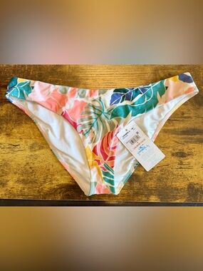 NWT Roxy and O’Neill Bikini Bottoms